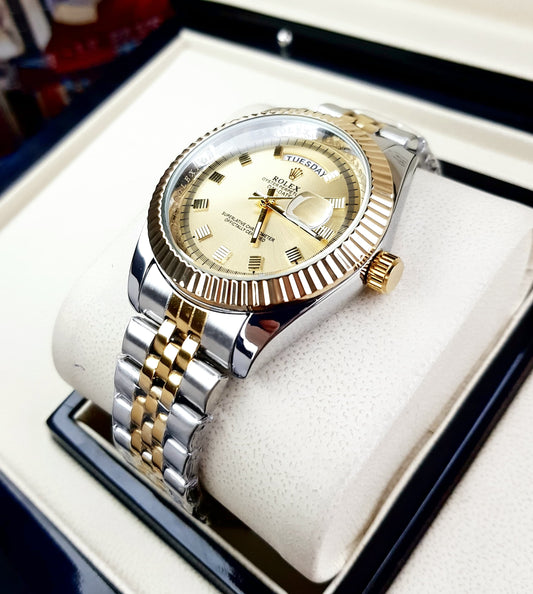 Reloj Rolex Presidencial Bicolor fondo dorado
